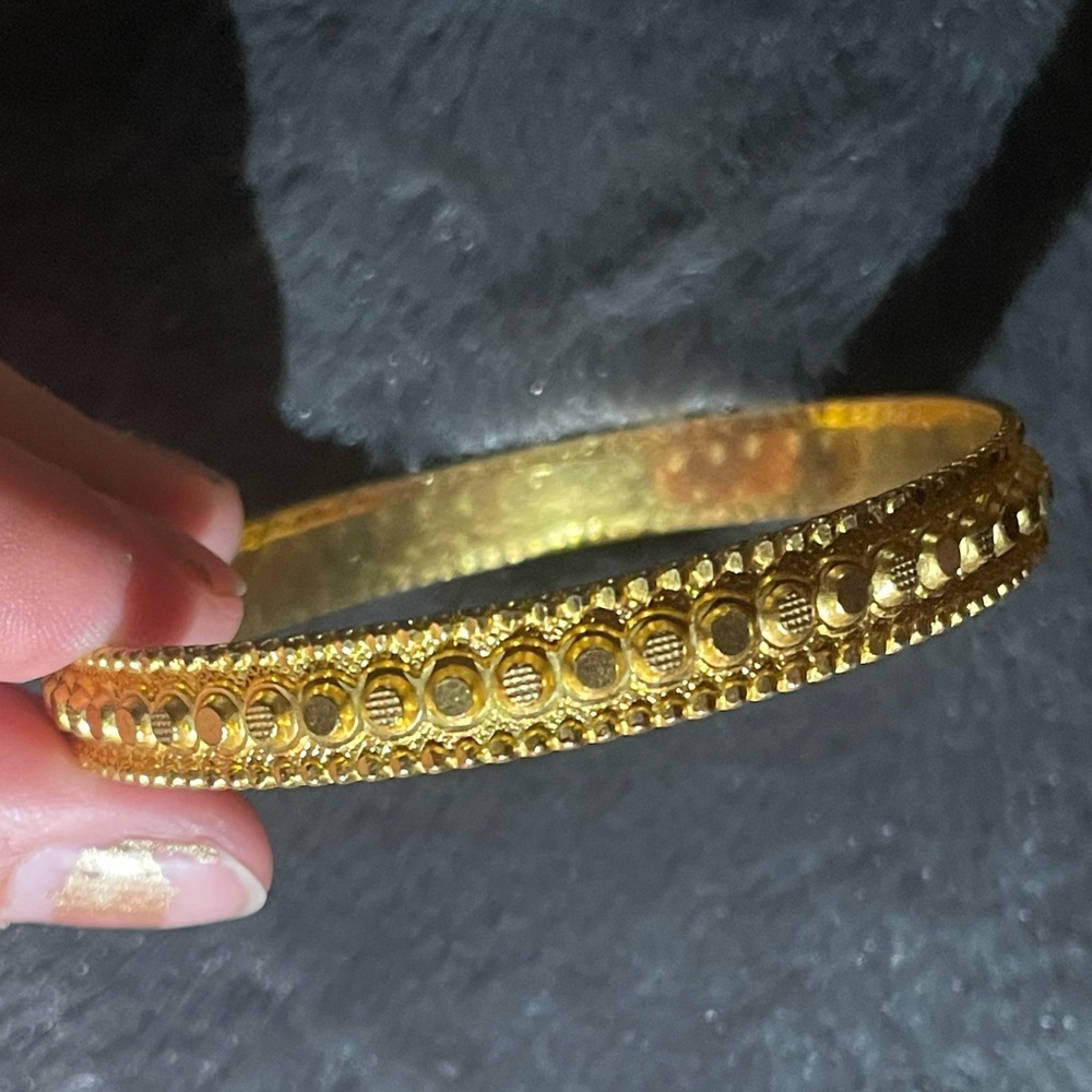 22CT Bangle Bracelet
